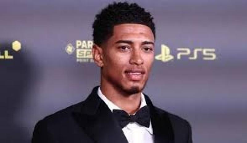 بيلينجهام يتوج بجائزة أفضل لاعب شاب في العالم