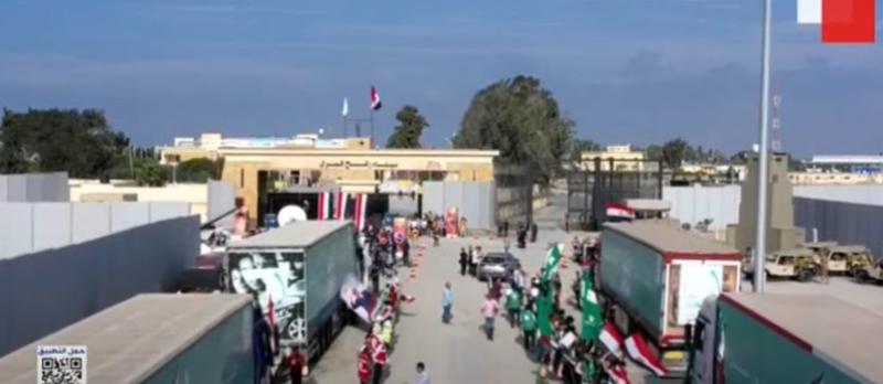 من معبر رفح.. مدبولي يتابع وصول المساعدات إلى غزة