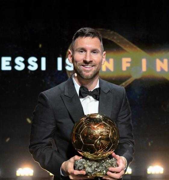 أسطورة ألمانيا: تتويج ميسي بالكرة الذهبية «مهزلة»