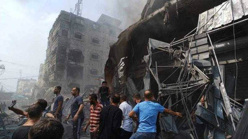 15 شهيدا نتيجة قصف الاحتلال مدرسة بحى الشجاعية