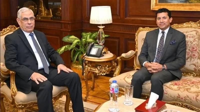 في زيارة لمكتبه.. وزير الرياضة يهنئ النائب العام بالمنصب