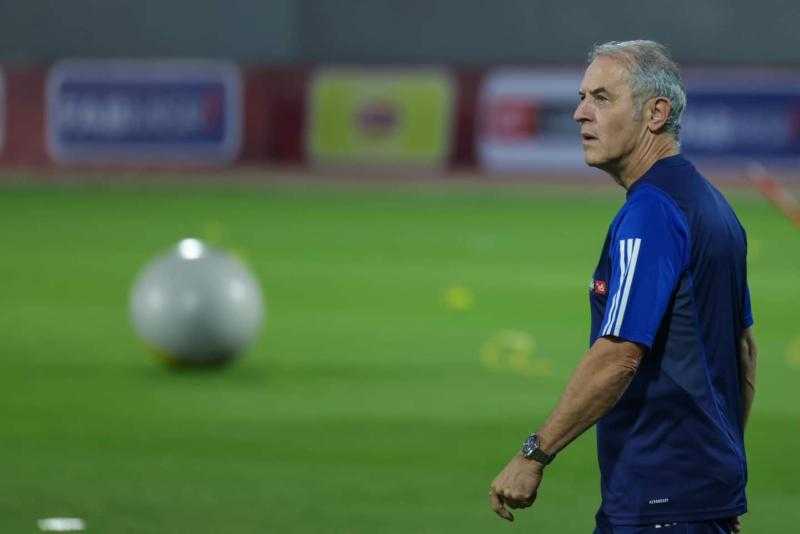 الأهلي يعرض على كولر رحيل موديست في يناير