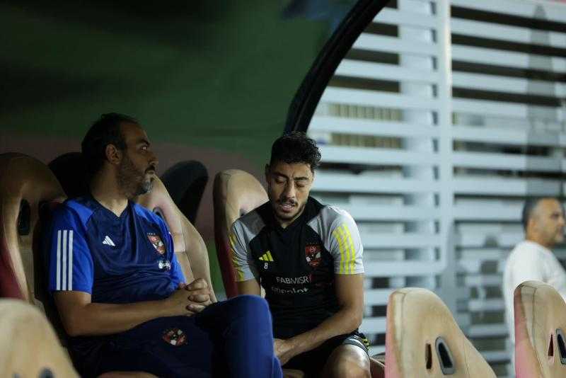 موقف أكرم توفيق من المشاركة مع الأهلي أمام المقاولون العرب بدوري نايل (خاص)