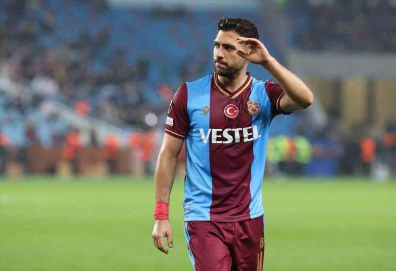 طرابزون يحسم مصير تريزيجيه من العودة للمشاركة في مباراة الدوري