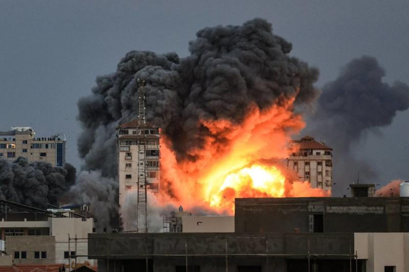 متحدث جيش الاحتلال: لا يوجد وقف لإطلاق النار في غزة حاليا