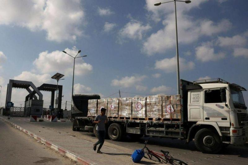 مع استمرار عبور الجرحى والأجانب.. القاهرة تدعو لـ «هدنة فورية» في غزة