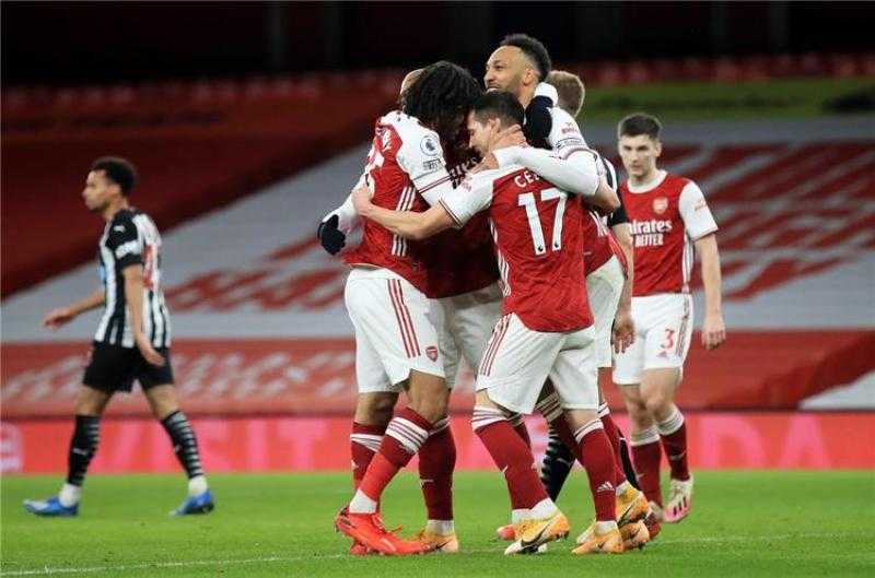 موعد مباراة نيوكاسل يونايتد وأرسنال في قمة الجولة بالدوري الإنجليزي