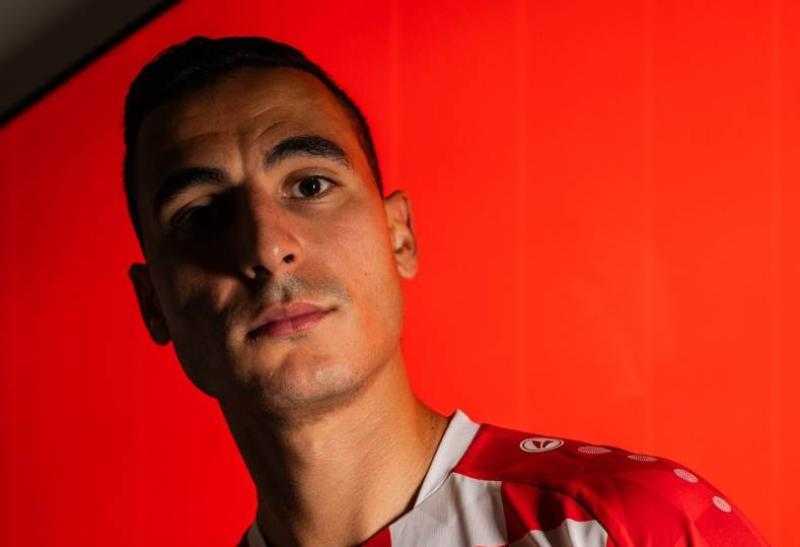 ماينز الألماني يفسخ تعاقد أنور الغازي بعد دعمه لغزة.. واللاعب يعلق