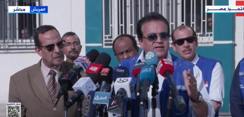 عبد الغفار: أجرينا 50 عملية متقدمة بجراحات الحروق للجرحى الفلسطينيين ومعاناتهم النفسية صعبة