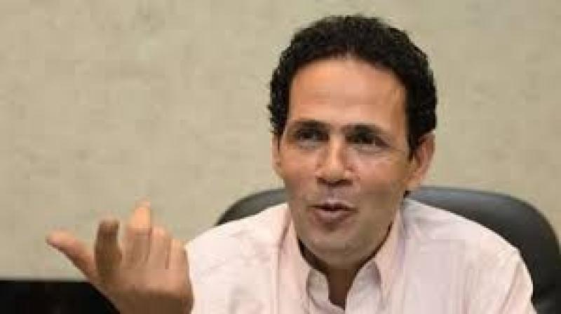 ابنة شريف حلمي تكشف تعرض والدها لوعكة صحية