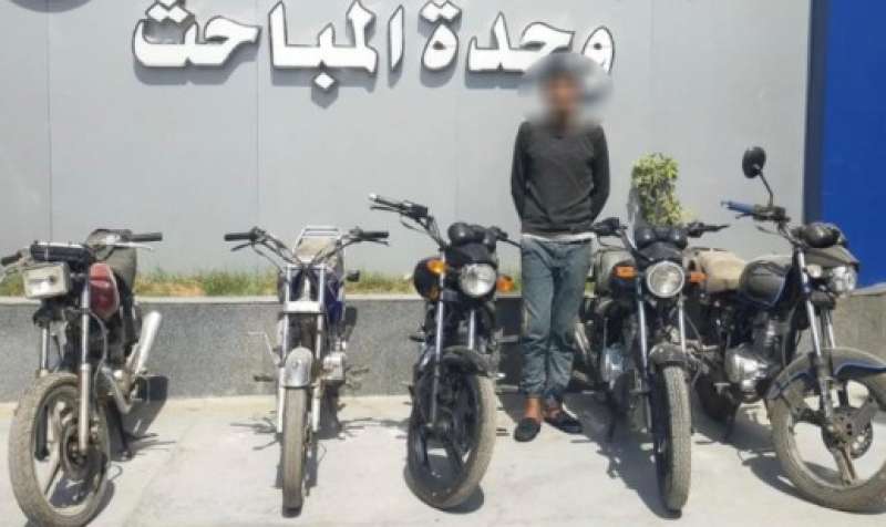 أحد المتهمين والمضبوطات
