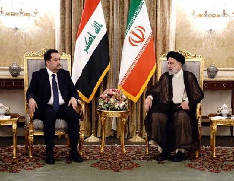 الرئیس الإيراني یستقبل رئيس الوزراء العراقي في طهران
