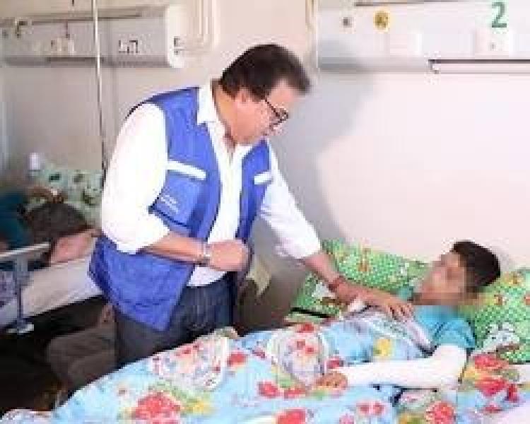 مستشفى الشيخ زويد يستقبل 7 مصابين فلسطينيين من غزة