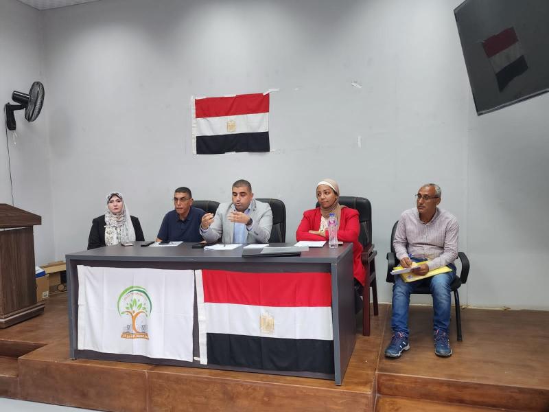 رئيس جهاز الشيخ زايد يلتقي سكان مشروع جنة 2 لمناقشة مقترحاتهم