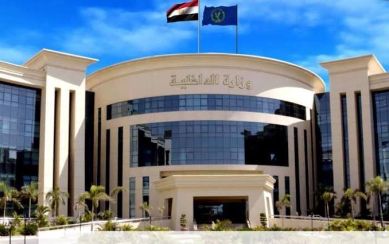 الداخلية تضبط 1836 قضية خاصة بالنقل والمواصلات خلال يوم واحد