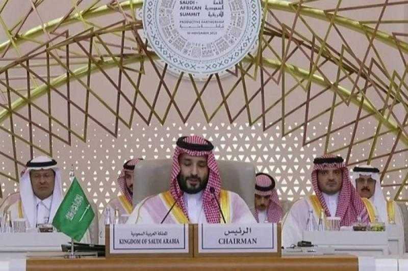 ولي العهد السعودي يدعو لوقف الحرب في غزة والتهجير القسري