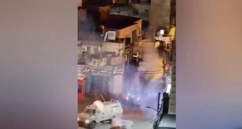 لقطات حية لاقتحام قوات الاحتلال مخيم قلنديا.. «فيديو»
