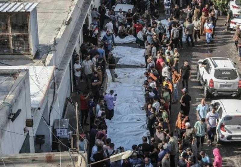 الصحة الفلسطينية: الجثامين ملقاة على الأرض بمجمع الشفاء الطبي.. وثلاجات حفظ الموتى متوقفة عن العمل