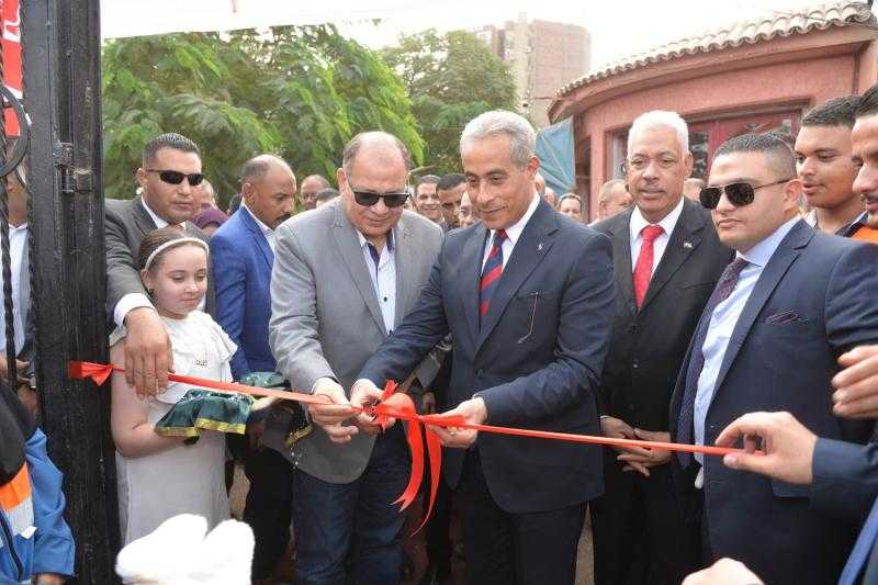 بمشاركة 28 شركة.. وزير العمل ومحافظ أسيوط يفتتحان ملتقى توظيف لتوفير 2600 فرصة
