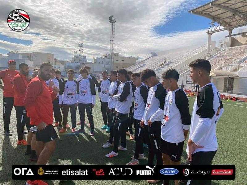 منتخب الشباب يخوض مرانه الأول في تونس.. ويرتدي الزي التقليدي أمام ليبيا