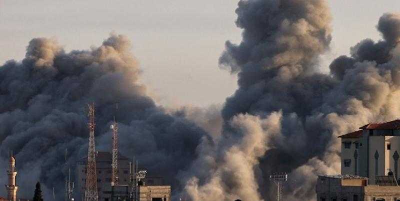المستشار الألماني يدعو هدنة إنسانية ويعارض وقف إطلاق النار في غزة