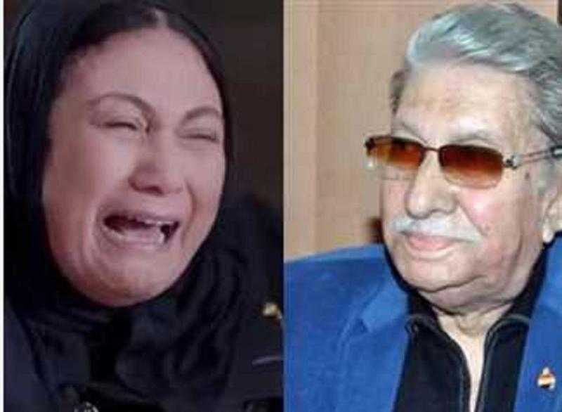 سلوى عثمان تودع والدها من مسجد الشرطة