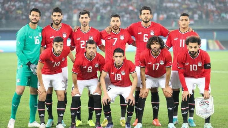 نجم الأهلي السابق يطالب الجماهير المصرية بمساندة المنتخب أمام جيبوتي
