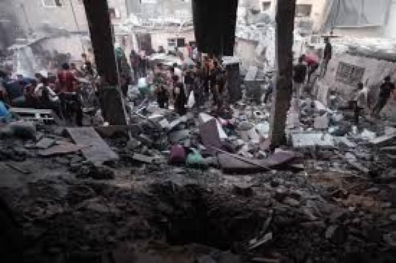 تقرير: مقتل 31 شخصا جراء قصف إسرائيلي لمخيم جباليا في غزة