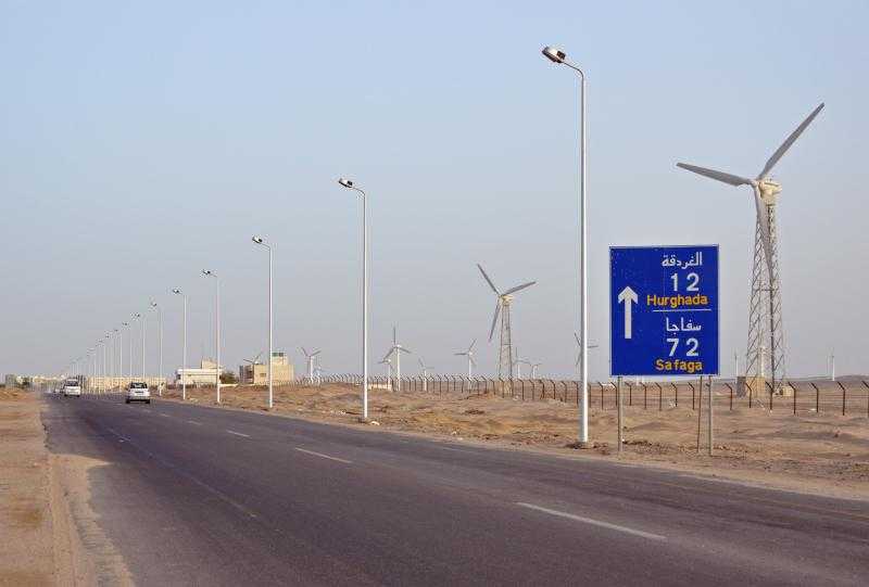 المرور: إعادة فتح طريقي الكريمات والعين السخنة بعد انقشاع الشبورة