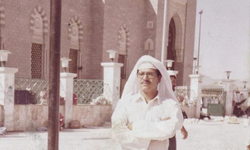 ترجع لـ الثمانينيات.. لقطات نادرة ورائعة من المسجد النبوي الشريف