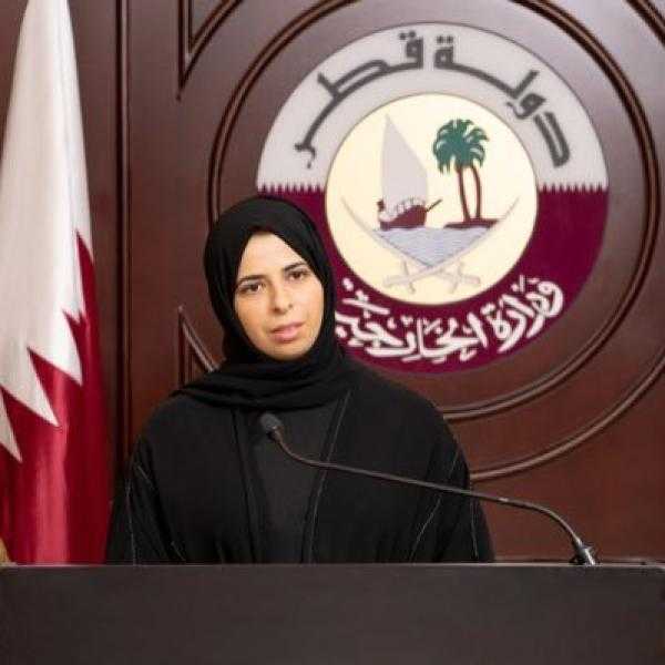 وزير التعاون الدولى في قطر ترافق 54 طنا مساعدات وصلت لمطار العريش