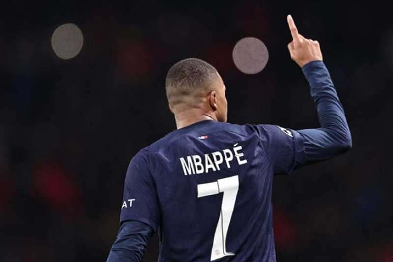 تحذير شديد اللهجة من باريس سان جيرمان إلى كيليان مبابي.. قرار صادم