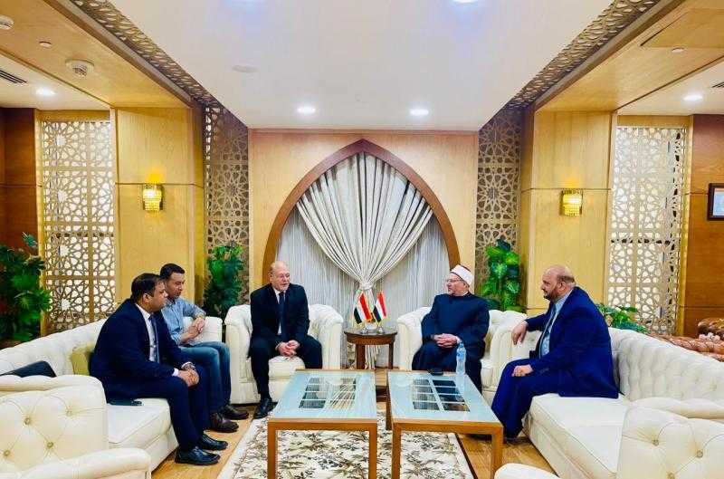 المفتي ورئيس جامعة سوهاج يوقعان بروتوكول تعاون لنشر الوعي الديني بين الشباب