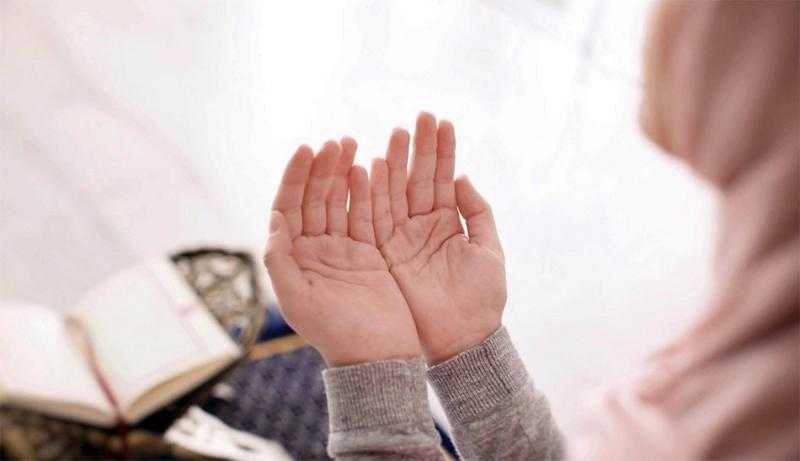 10 أدعية مستحبة يوم الجمعة.. لعلها ساعة إجابة اغتنمها
