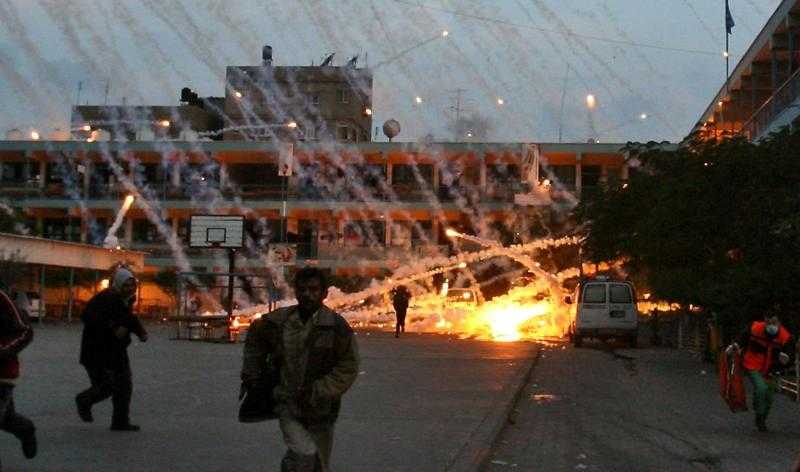 شاهد.. مجزرة في مدرسة الفاخورة وجثث في كل مكان عقب القصف الاسرائيلي لها