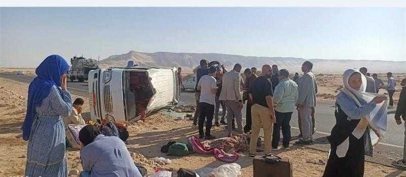 إصابة 19 شخصا في انقلاب ميكروباص بالبحيرة.. اعرف التفاصيل