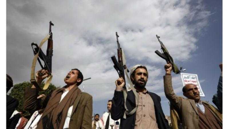 الحوثيون يختطفون سفينة شحن إسرائيلية في البحر الأحمر