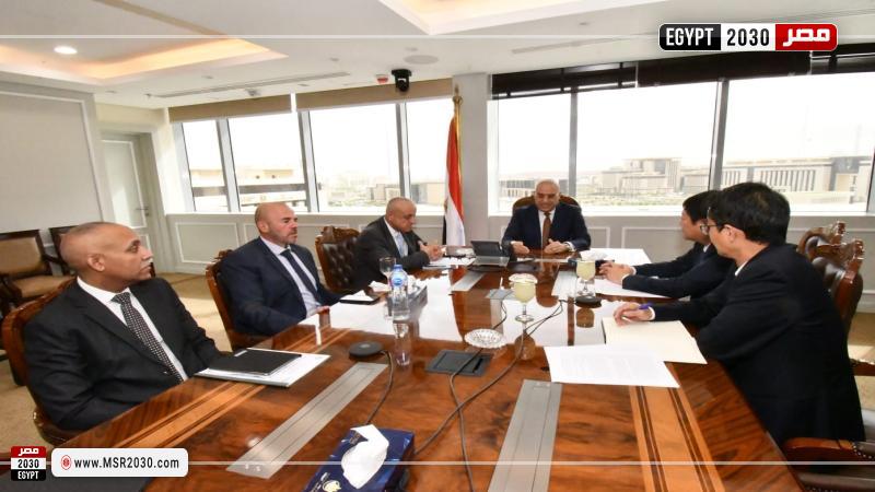 وزير الإسكان