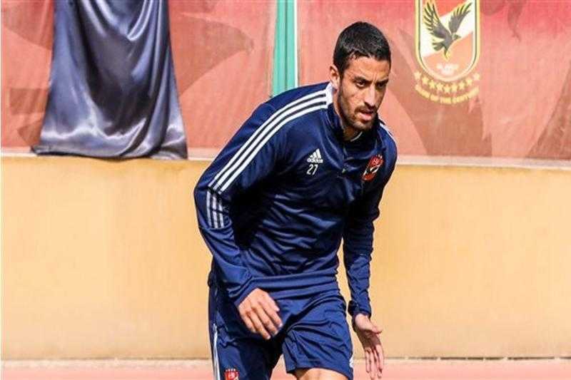 جلسة علاج طبيعي لطاهر محمد في مران الأهلي