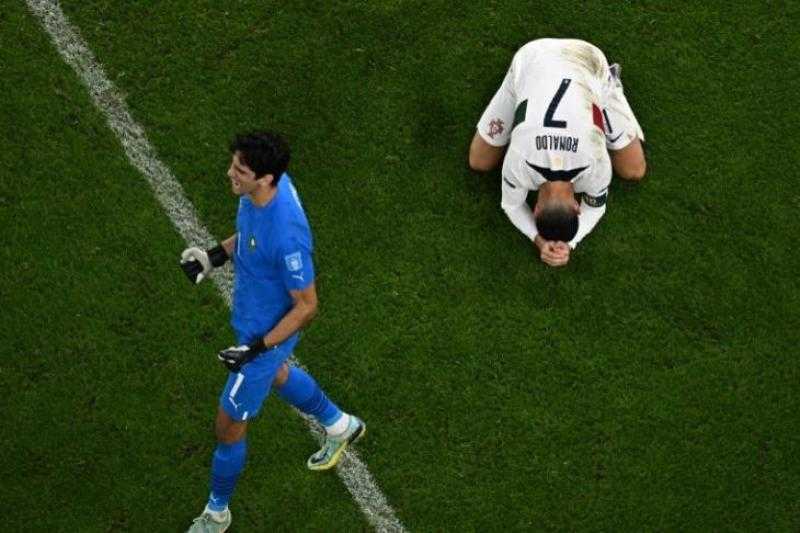 ياسين بونو: ميسي أصعب من واجهته... ورونالدو شخص ودود