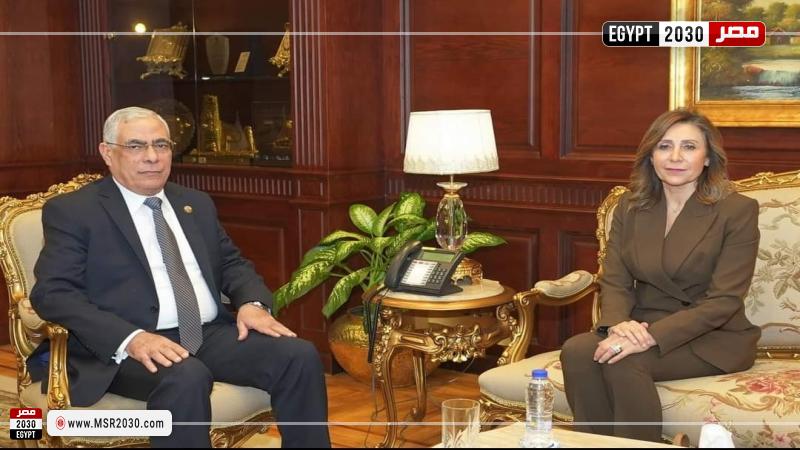 وزيرة الثقافة والنائب العام