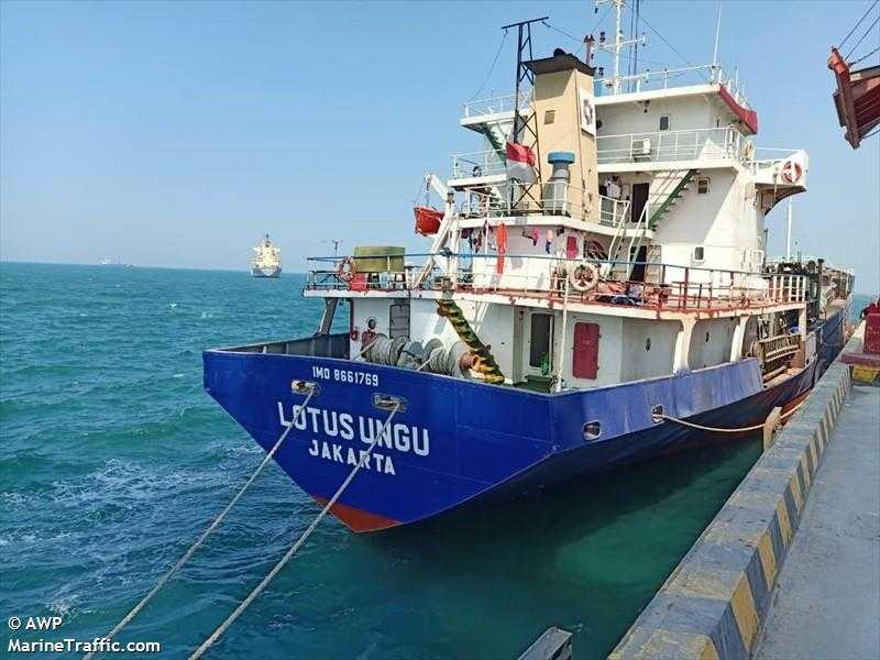 تداول 17 ألف طن بضائع عامة ومتنوعة بموانئ البحر الأحمر