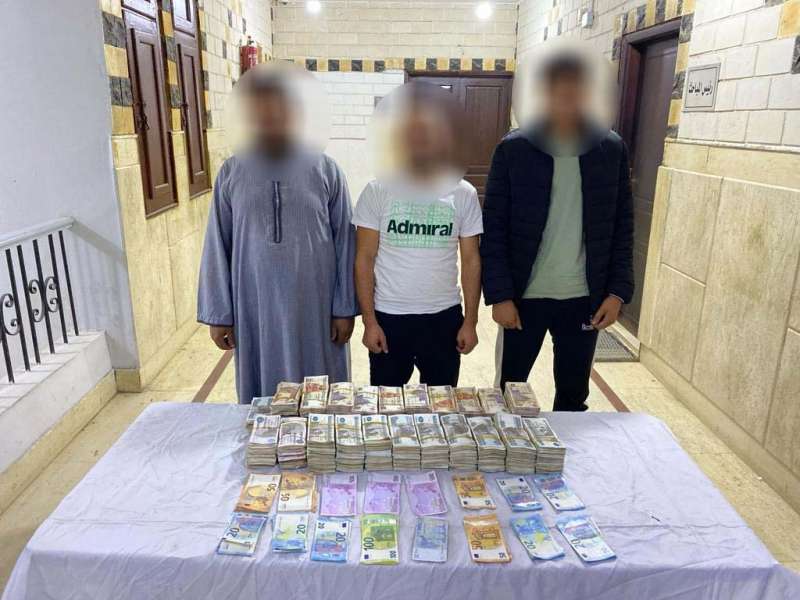 المتهمون 