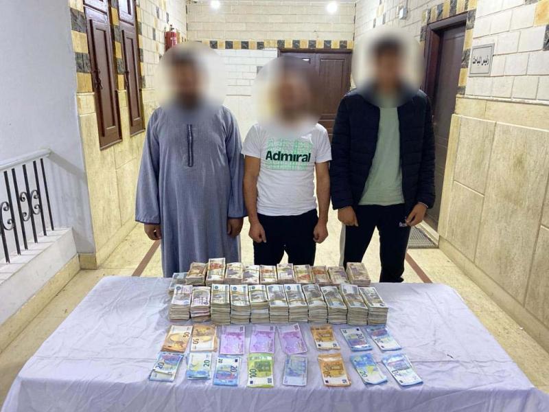 القبض على 3 متهمين للاتجار في النقد الأجنبي بالشرقية