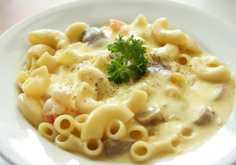 مكرونة وايت صوص 