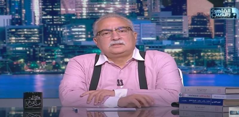 إبراهيم عيسى: مشهد تبادل الأسرى يعكس أننا أمام حرب نساء وصغار.. «فيديو»