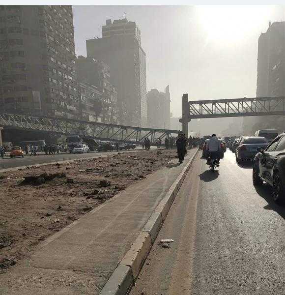 مصدر أمني يكشف تفاصيل سقوط كوبري مشاة بشارع أحمد عرابي في العجوزة