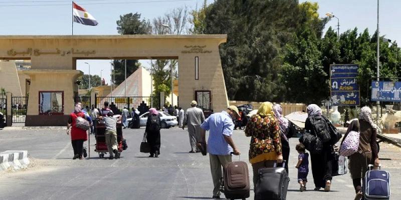 وصول 3 حافلات تحمل أشخاص من مزدوجي الجنسية إلى معبر رفح