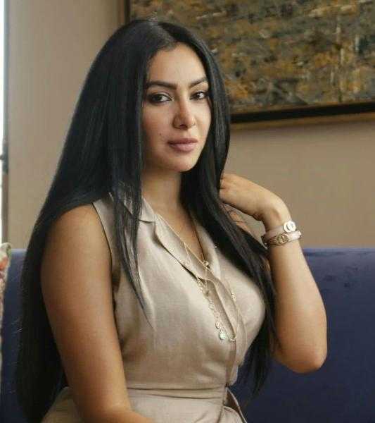 رسالة غامضة من الفنانة ميرهان حسين