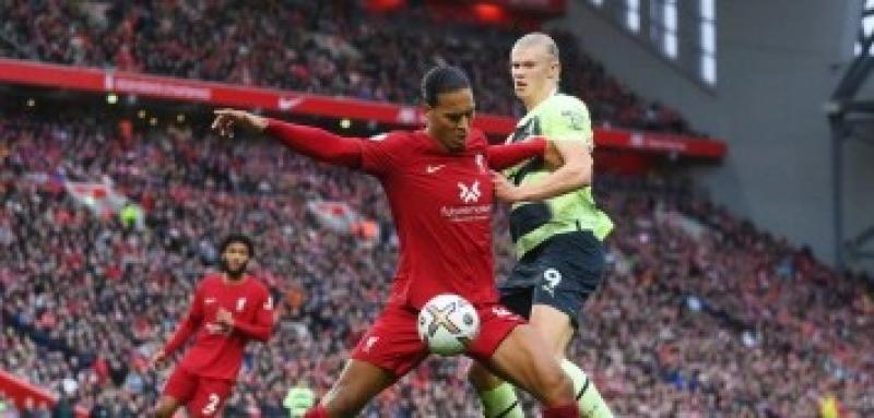 موعد مباراة مانشستر سيتي وليفربول.. قمة نارية مرتقبة بالدوري الإنجليزي